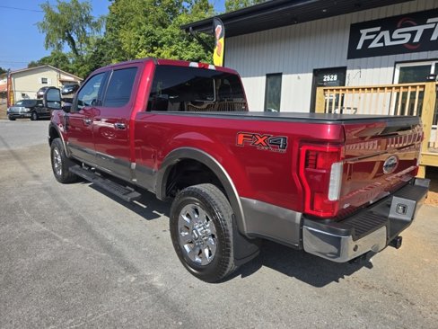 Used 2019 Ford F250 Lariat w/ Lariat Ultimate Package image 2