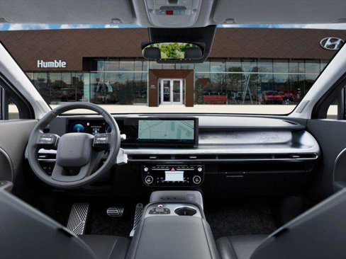 New 2026 Hyundai Ioniq 9 Calligraphy image 11