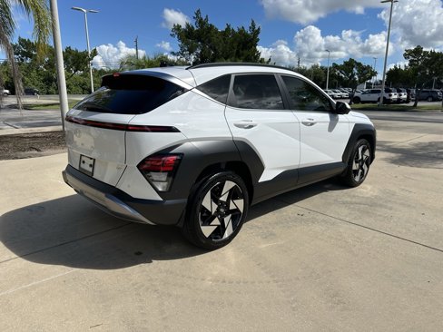 Used 2025 Hyundai Kona Limited image 4