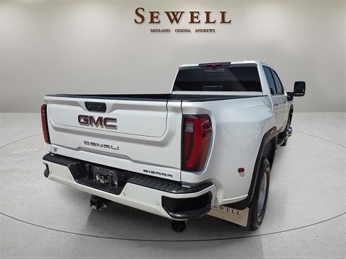 Used 2024 GMC Sierra 3500 Denali w/ Denali Reserve Package image 4