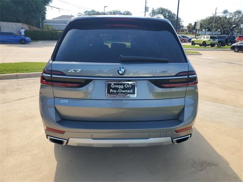 Used 2024 BMW X7 xDrive40i image 10