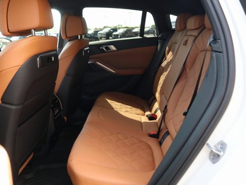 New 2026 BMW X6 xDrive40i image 26
