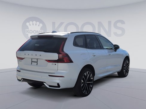 New 2026 Volvo XC60 B5 Ultra w/ Protection Package Premier image 7