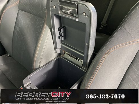 Used 2017 Toyota Tacoma TRD Off-Road w/ Tow Package (A/T) image 26