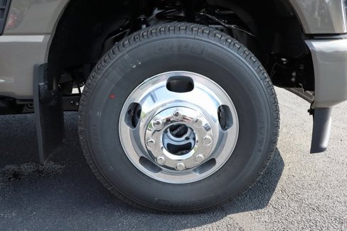 New 2026 Ford F350 Platinum w/ Platinum Plus Package image 15