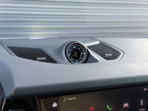 New 2025 Porsche Cayenne E-Hybrid image 20