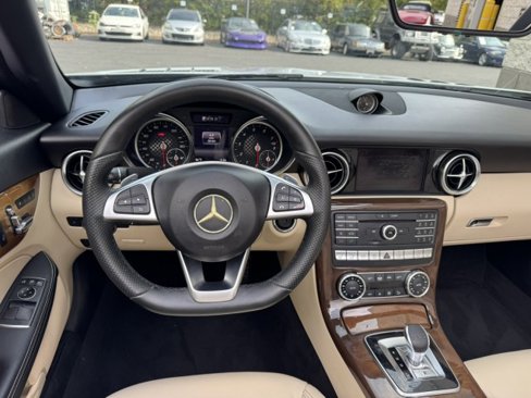 Used 2019 Mercedes-Benz SLC 300 w/ Premium Package image 22