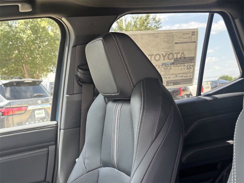 New 2025 Toyota 4Runner Limited image 13