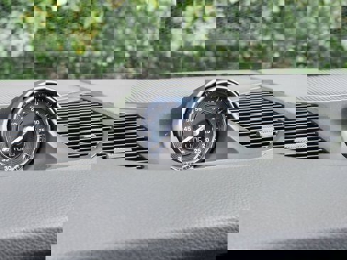 New 2025 Porsche Cayenne Coupe image 18
