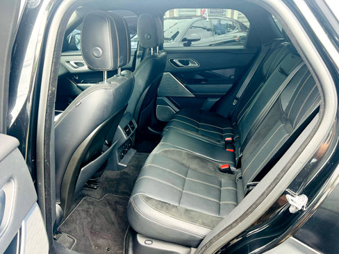 Used 2018 Land Rover Range Rover Velar R-Dynamic SE image 12