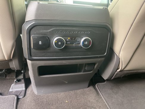 Used 2021 Ford Expedition XLT image 26