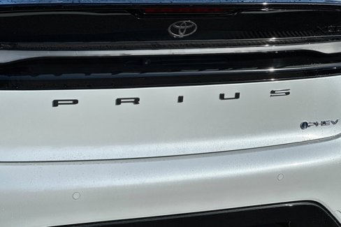 New 2026 Toyota Prius Plug-In Hybrid image 16
