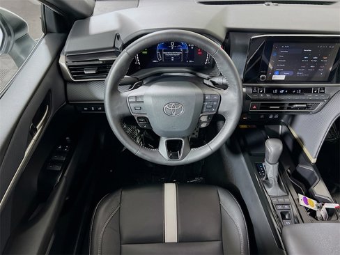 Certified 2025 Toyota Camry SE w/ Convenience Package image 20
