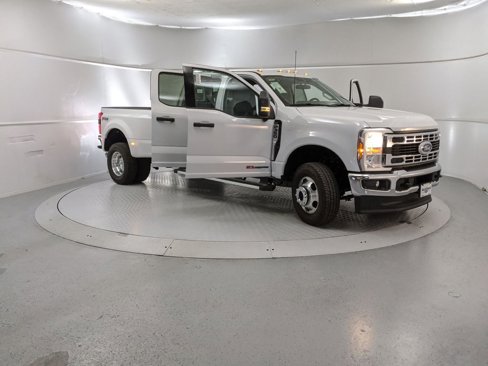 New 2026 Ford F350 XLT w/ 360-Degree Camera Package image 7