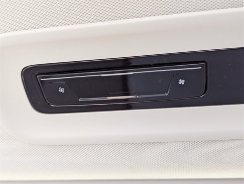 New 2025 Volkswagen ID. Buzz 1st Edition image 27