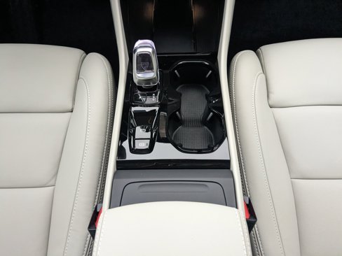 New 2026 Volvo XC40 B5 Ultra w/ Protection Package Premier image 20