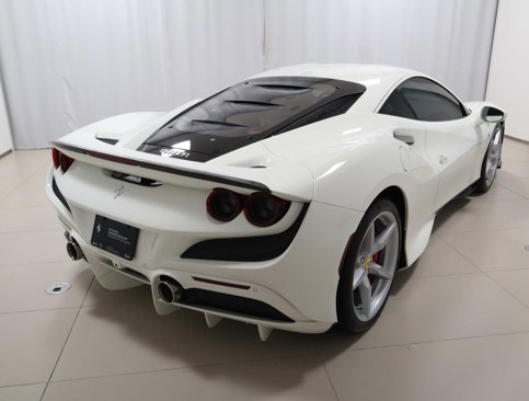 Certified 2022 Ferrari F8 Tributo image 13