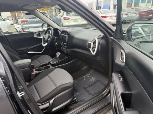 Used 2023 Kia Soul LX w/ Option Group 015 image 9