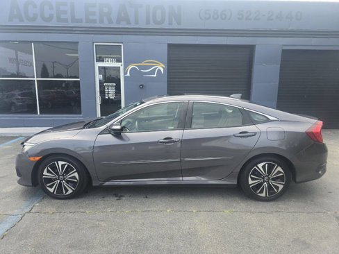 Used 2018 Honda Civic EX-T image 1