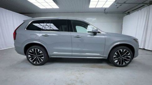 New 2026 Volvo XC90 B6 Plus w/ Protection Package Premier image 24
