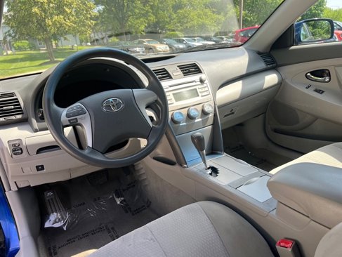 Used 2010 Toyota Camry LE image 15