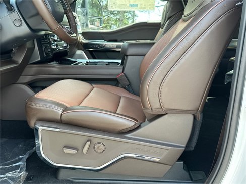 New 2025 Ford F350 King Ranch image 9