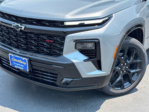 New 2026 Chevrolet Traverse RS image 3