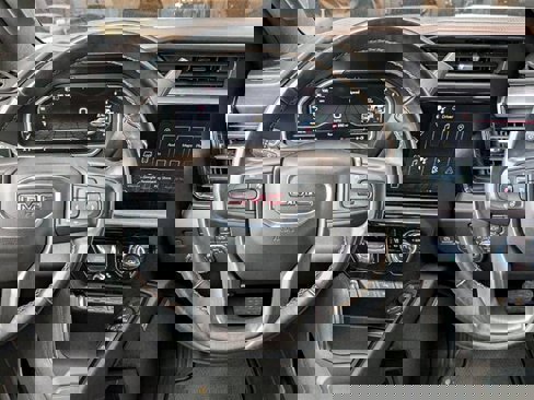 Used 2024 GMC Sierra 3500 AT4 image 21