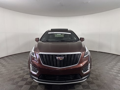 Certified 2023 Cadillac XT5 Premium Luxury image 2