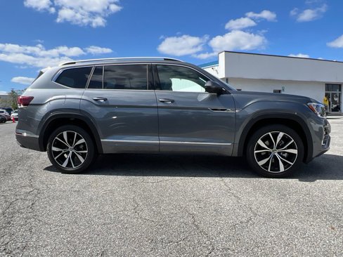 New 2025 Volkswagen Atlas SEL Premium R-Line image 3