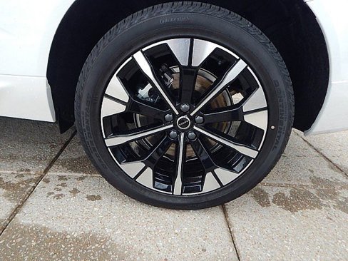 New 2026 Volvo XC60 T8 Ultra w/ Protection Package Premier image 12