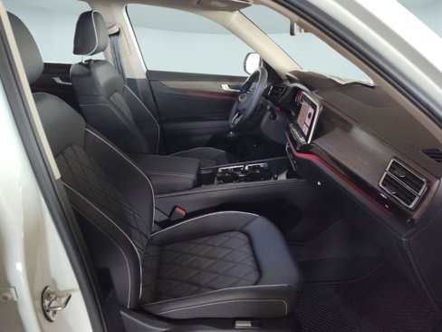 New 2025 Volkswagen Atlas SEL Premium R-Line image 27