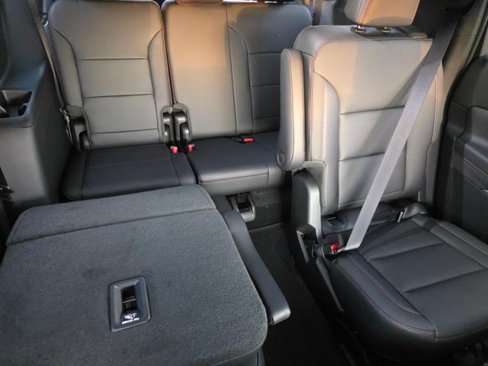 New 2026 Chevrolet Traverse Z71 w/ Driver Confidence Package image 27