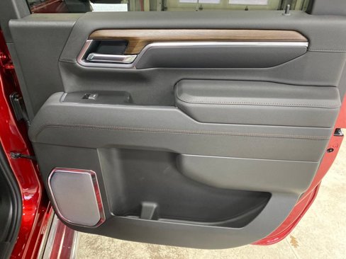 New 2025 Chevrolet Silverado 3500 High Country w/ High Country Premium Package image 25