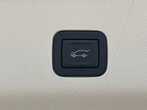 New 2025 Cadillac Escalade Sport Platinum image 12