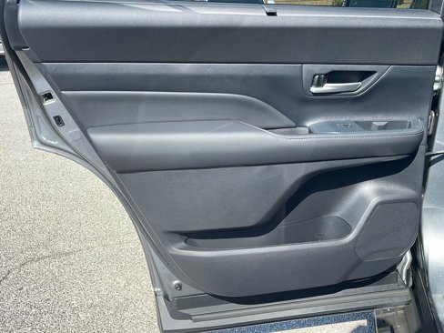 New 2026 Toyota Grand Highlander AWD Hybrid image 17