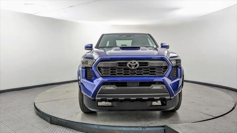 Used 2024 Toyota Tacoma TRD Sport image 12