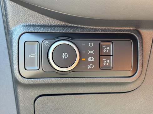 New 2025 Ford Explorer Active w/ Active Comfort Package image 12