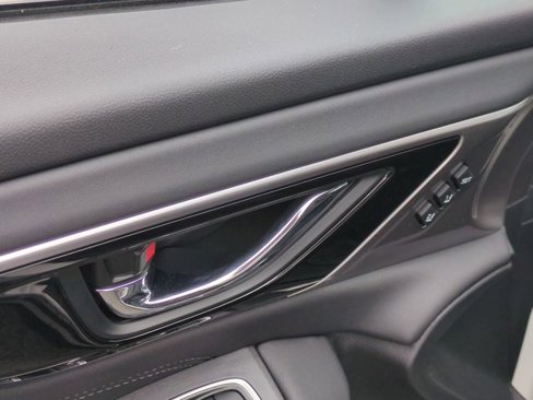 New 2025 Subaru Outback Limited image 13