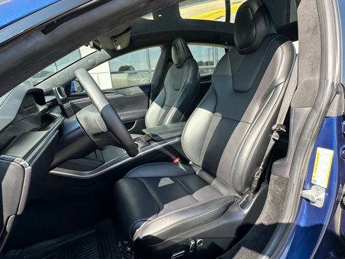 Used 2023 Tesla Model S Plaid image 21