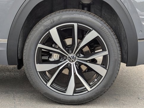 New 2026 Volkswagen Atlas Cross Sport SEL Premium R-Line image 40