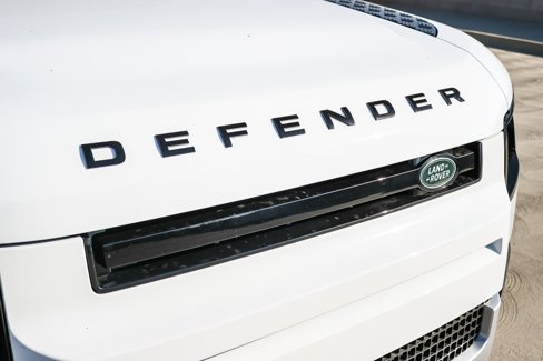 New 2025 Land Rover Defender 110 S image 10