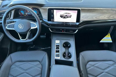 New 2026 Volkswagen Atlas SE image 13