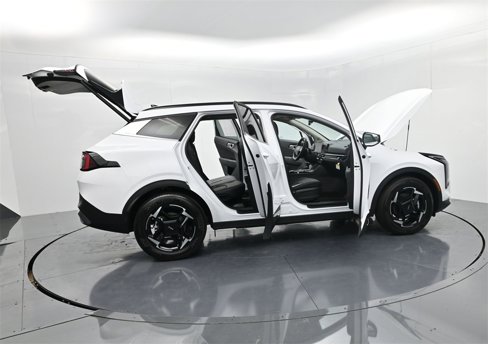 New 2026 Kia Sportage EX image 53