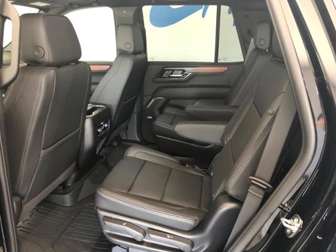 New 2025 GMC Yukon Denali w/ Sun & Power Step Package image 10