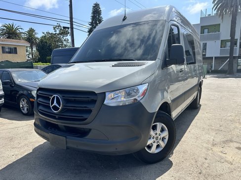 Used 2023 Mercedes-Benz Sprinter 2500 image 6