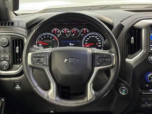 Used 2021 Chevrolet Silverado 1500 LT Trail Boss w/ Convenience Package II image 8