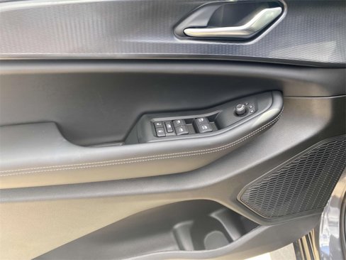 New 2025 Jeep Grand Cherokee L Altitude image 43