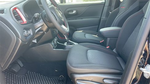 New 2023 Jeep Renegade Trailhawk image 27