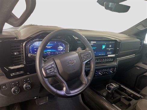 Used 2025 Chevrolet Silverado 1500 ZR2 w/ Technology Package image 9